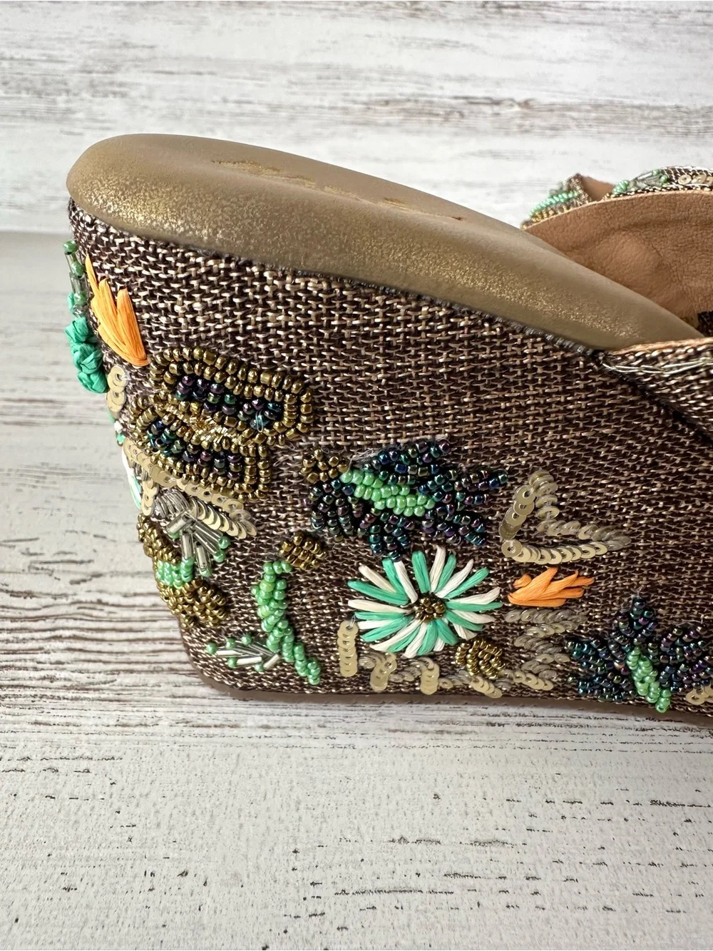 NWOT Beaded Sequin 3D Floral Platform Wedge Sandals 41 Butterfly Mixed Media